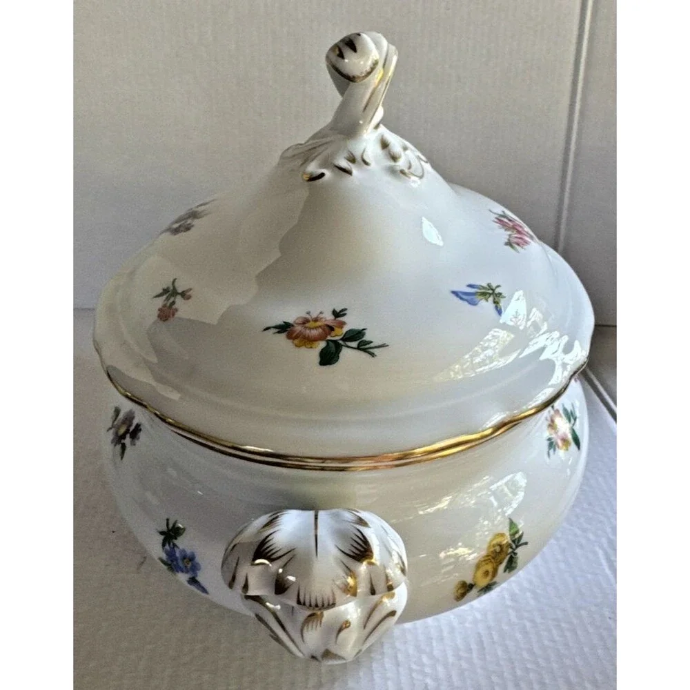 Vintage HUTSCHENREUTHER Mirabell Maria Theresia Dinnerware: HANDLED CASSEROLE